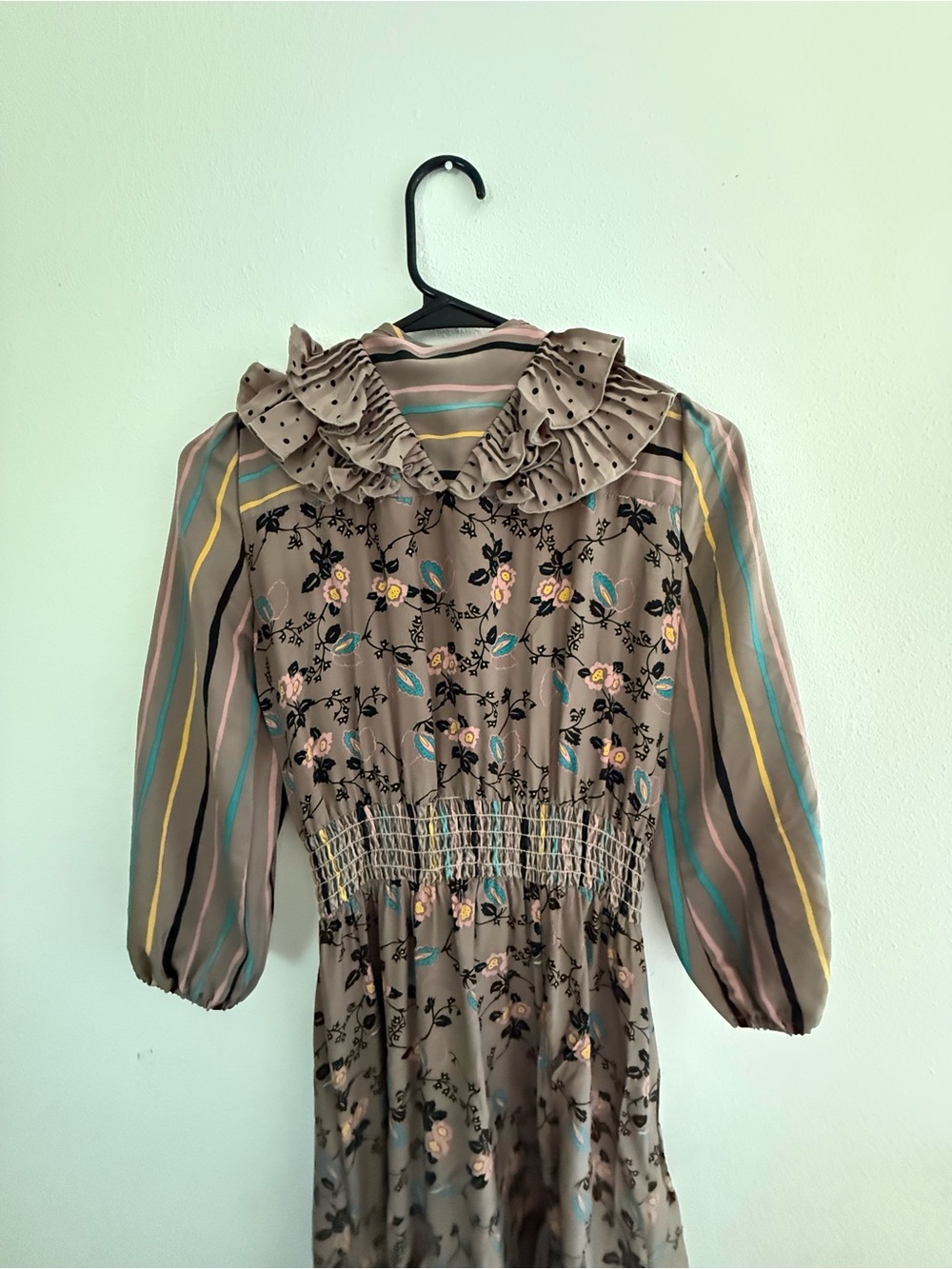 Vintage 80s/90s multi pattern 100% silk Betsey Johnson secretly dress 4 - Picture 11 of 11